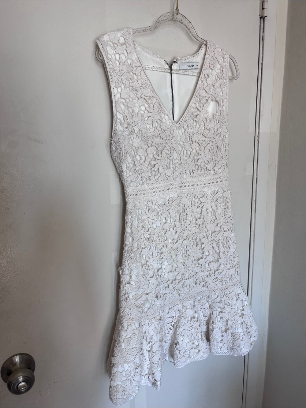 Forever 21 White Lace V-Neck Mini Dress